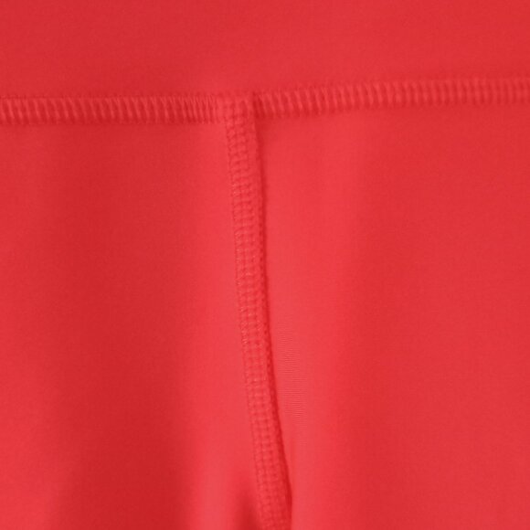 ALO YOGA AIRLIFT BRA in white AND LEGGINGS in red - set - S - Picture 4 of 14